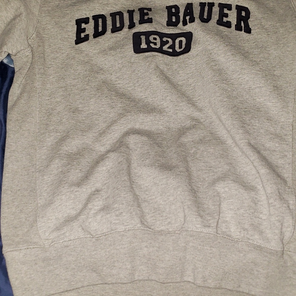 Eddie Bauer sweatshirt never worn no tags